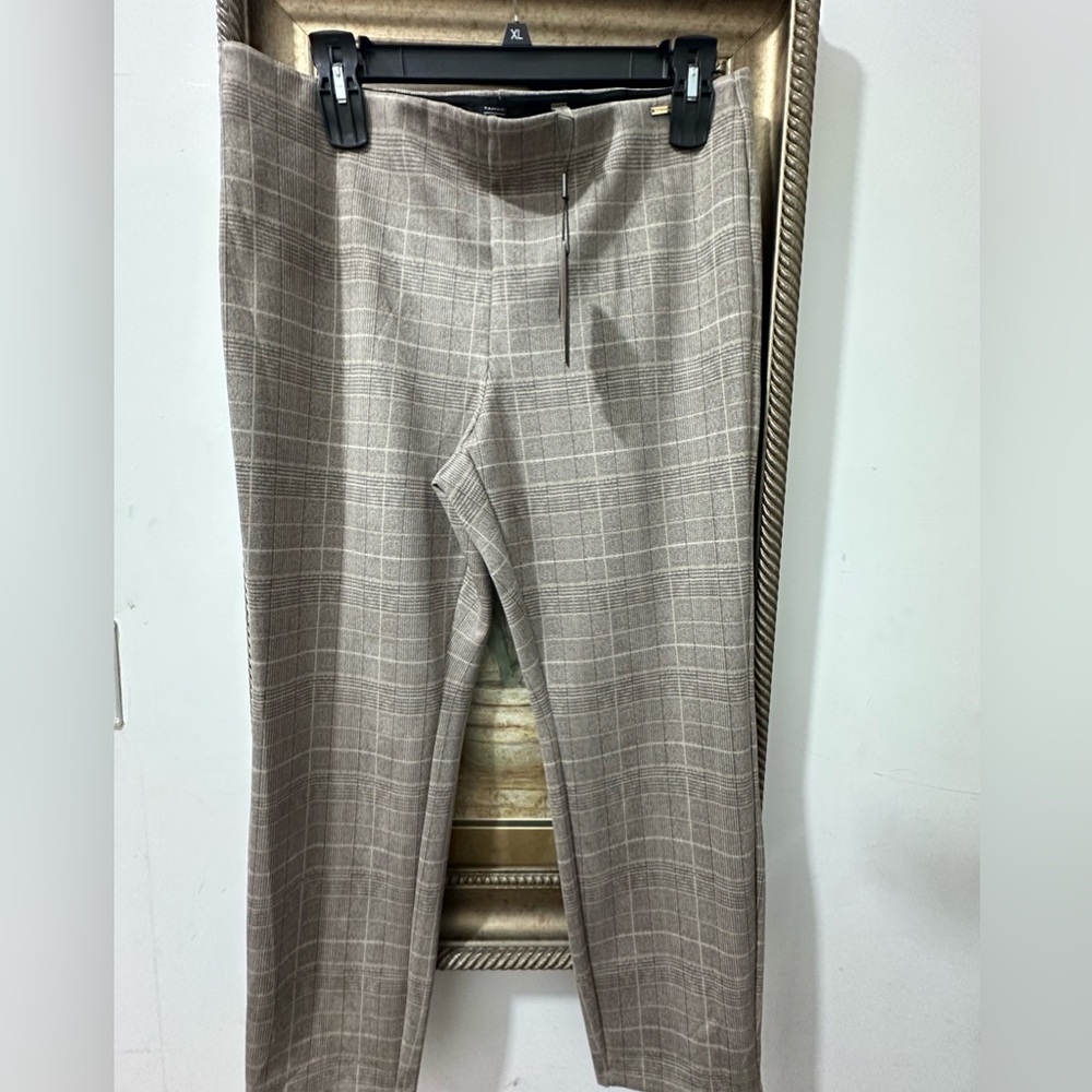 Tahari dress pants New with tags